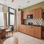 Comfortable 1-Bedroom 4P Apartment - Voltaire